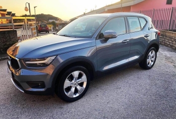 VOLVO  XC 40 allestimento D4 Awd Geartronic Business Plus